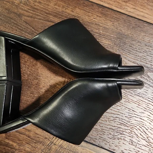 Steve Madden Chunky Block Heels - Picture 8 of 16